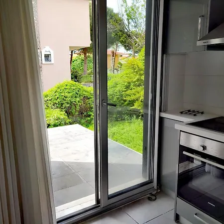 3- Bedroom With Large Garden 600m To Beach *